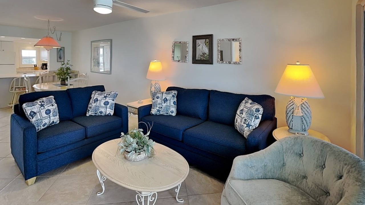 Photo of Bedroom in Mid Island