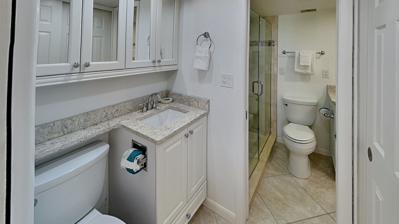 Photo of Bathroom in Mid Island