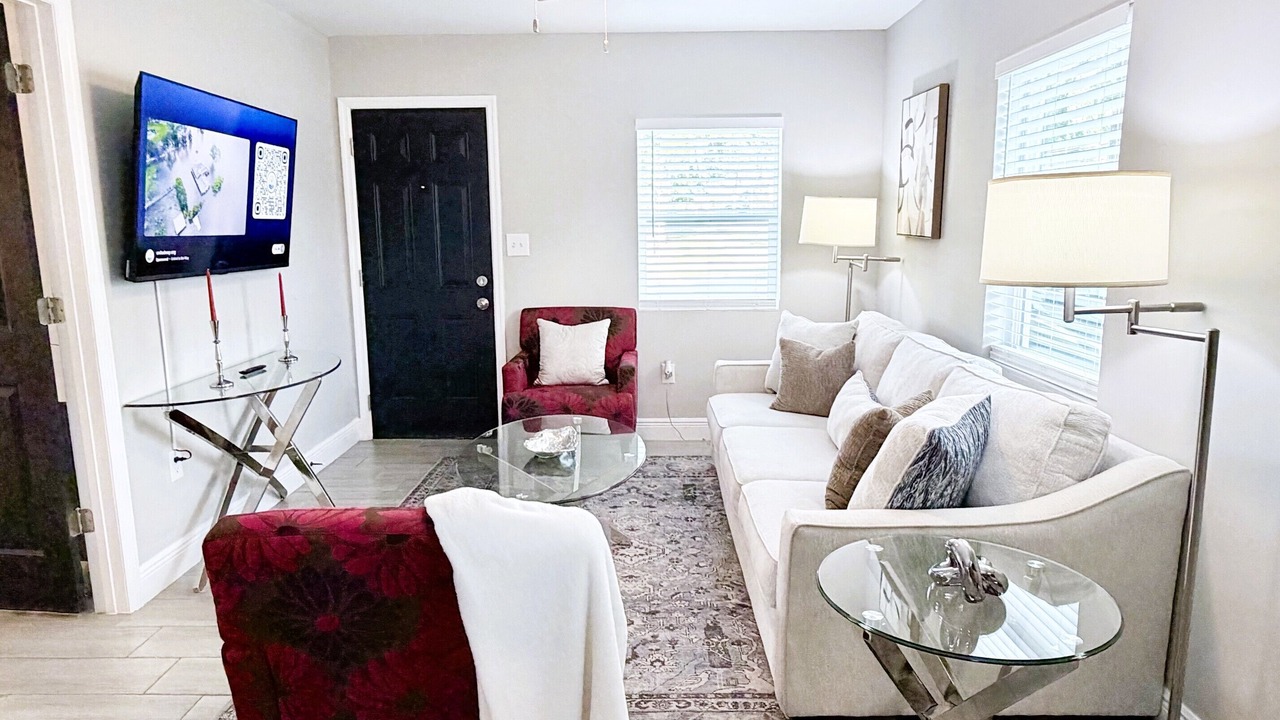Photo of Livingroom in Lakeland