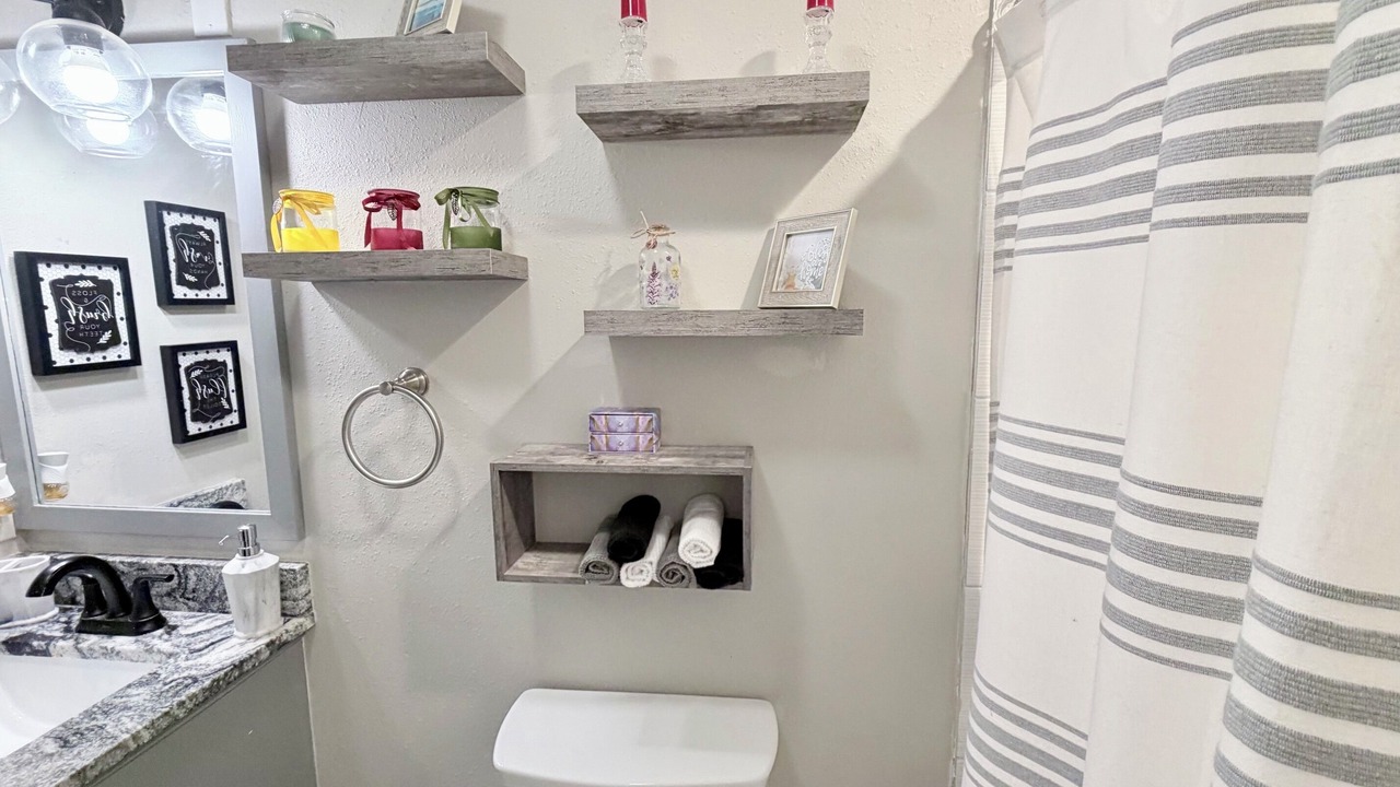 Photo of Bathroom in Lakeland