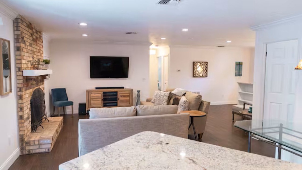 Photo of Livingroom in Oldsmar