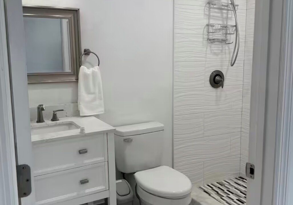 Photo of Bathroom in Egypt Lake-Leto