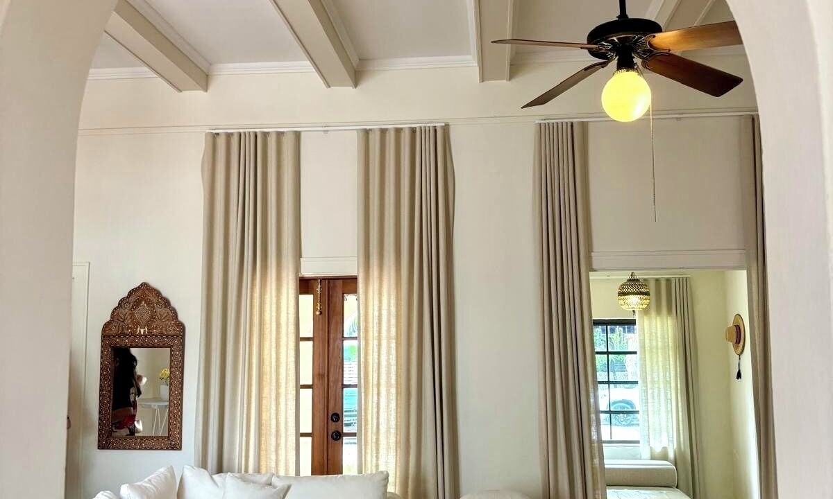 Photo of Livingroom in Northeast Coconut Grove