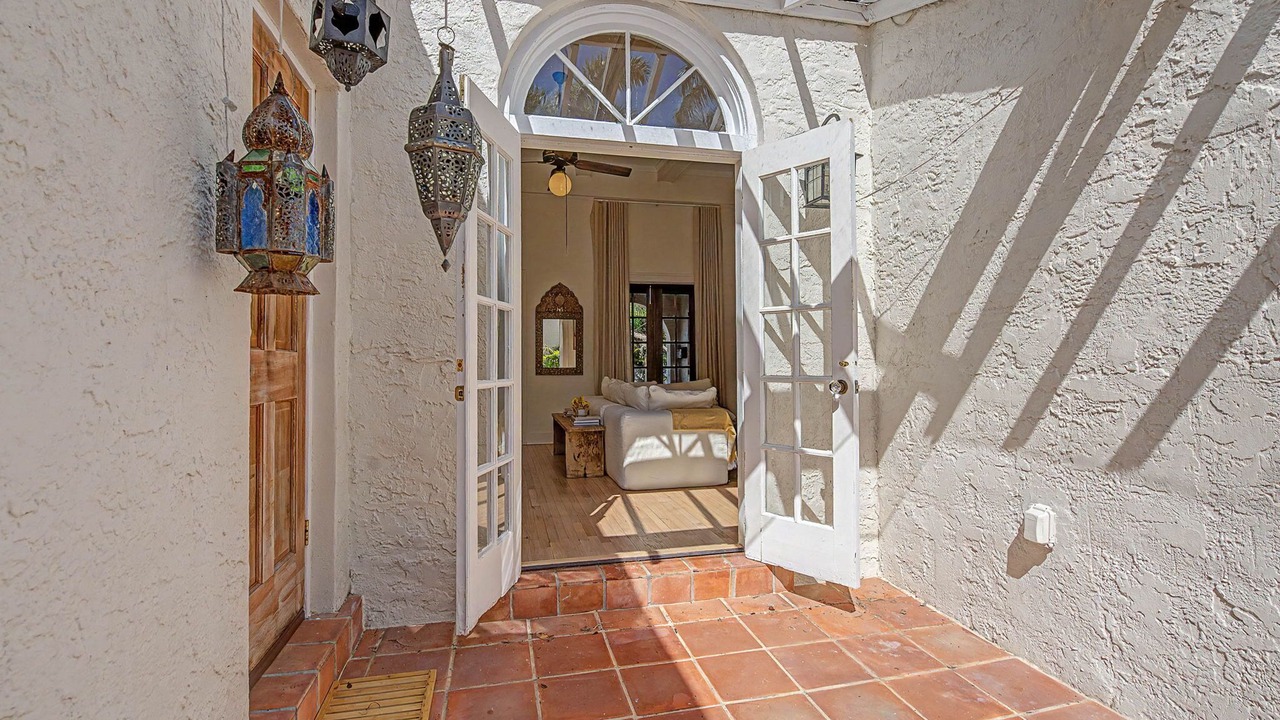 Photo of Patio Balcony in Northeast Coconut Grove