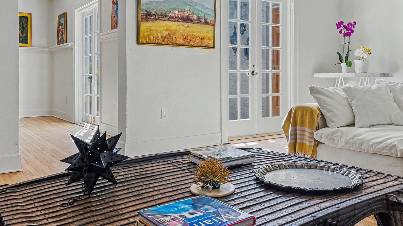 Photo of Livingroom in Northeast Coconut Grove
