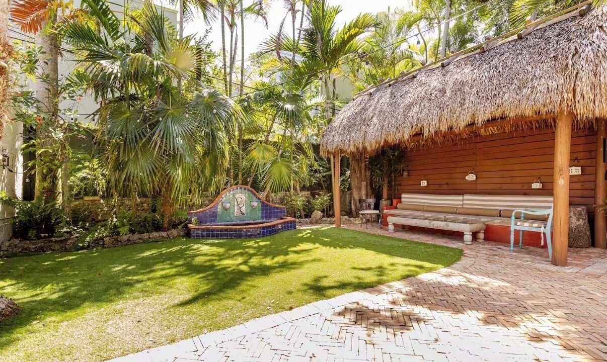 Photo of Outdoor in Northeast Coconut Grove