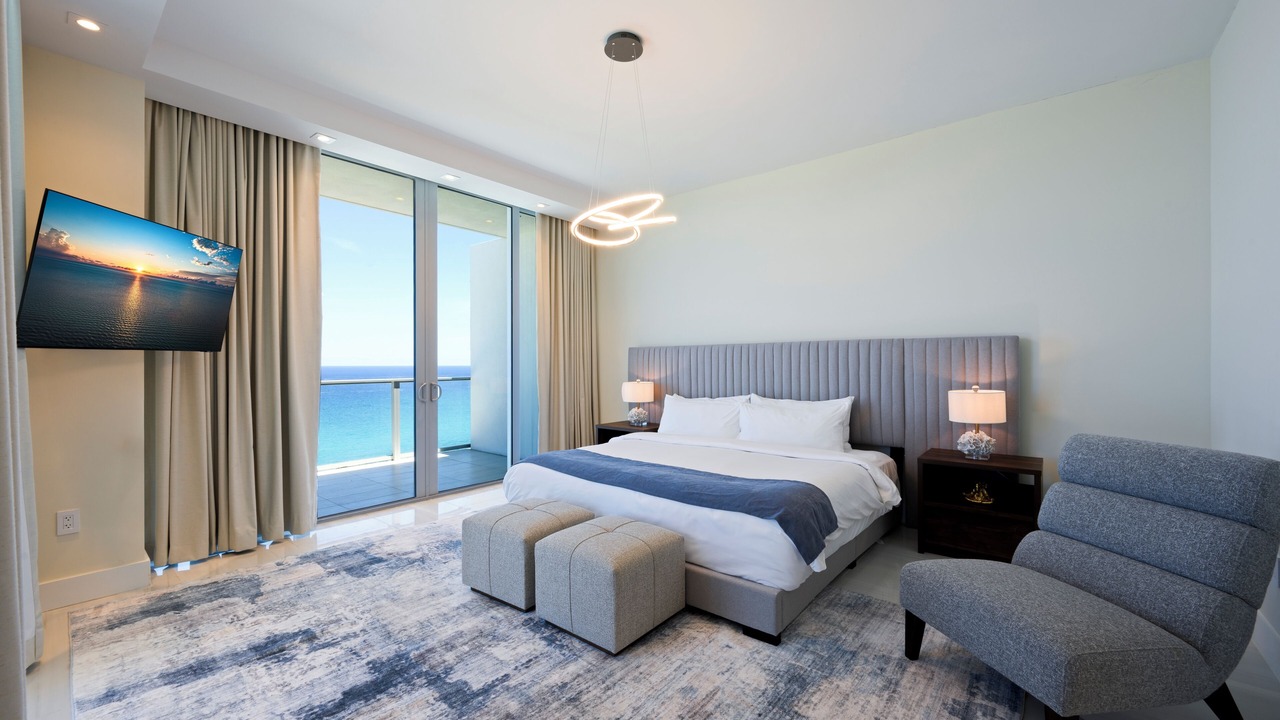Photo of Bedroom in Singer Island