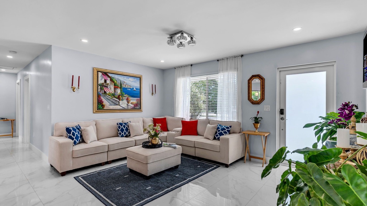 Photo of Livingroom in Richmond Heights