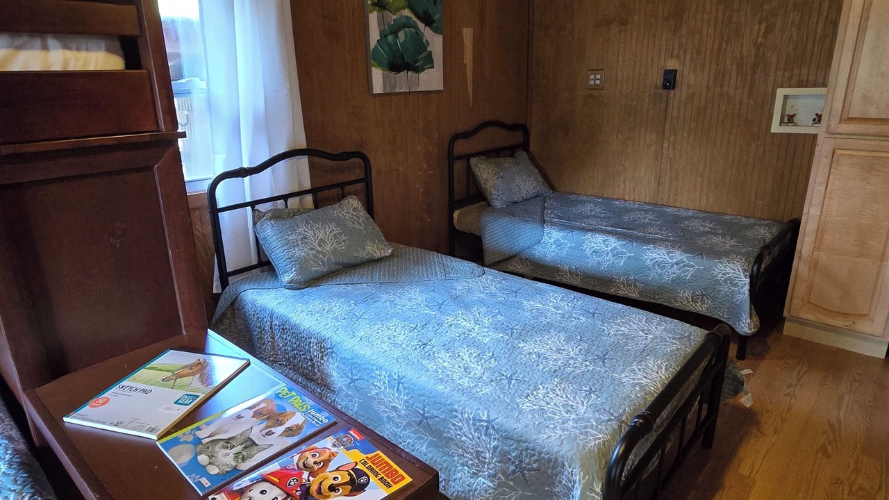 Photo of Bedroom in Chassahowitzka