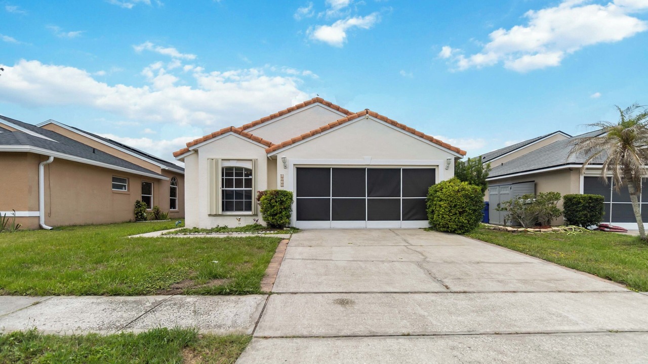 Photo of Outdoor in Lakeside Estates