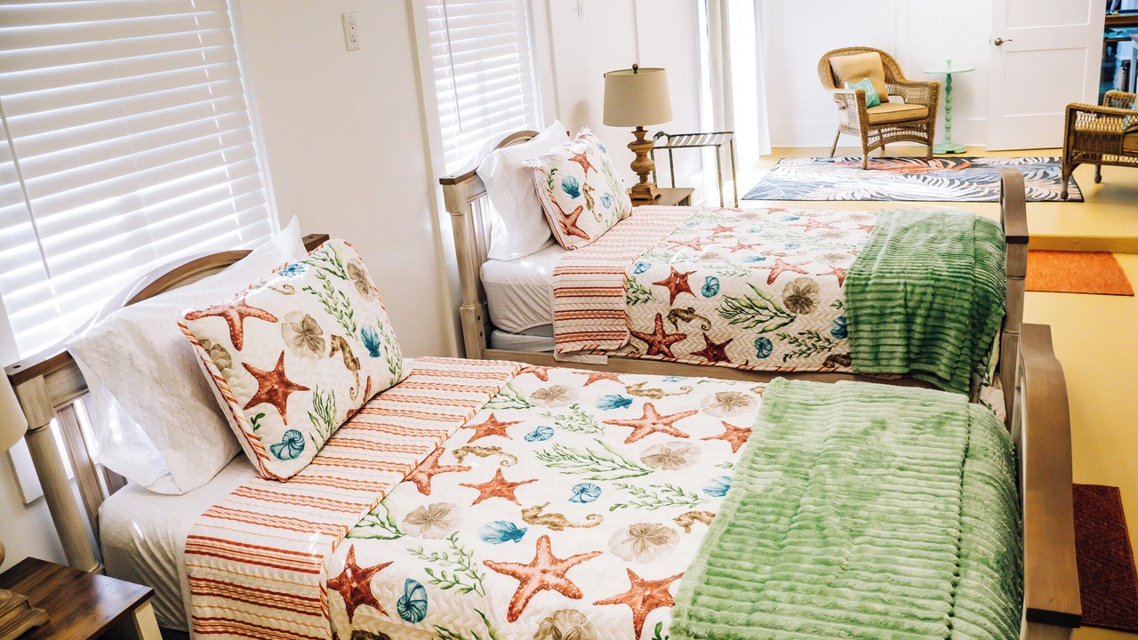 Photo of Bedroom in Crystal Shores