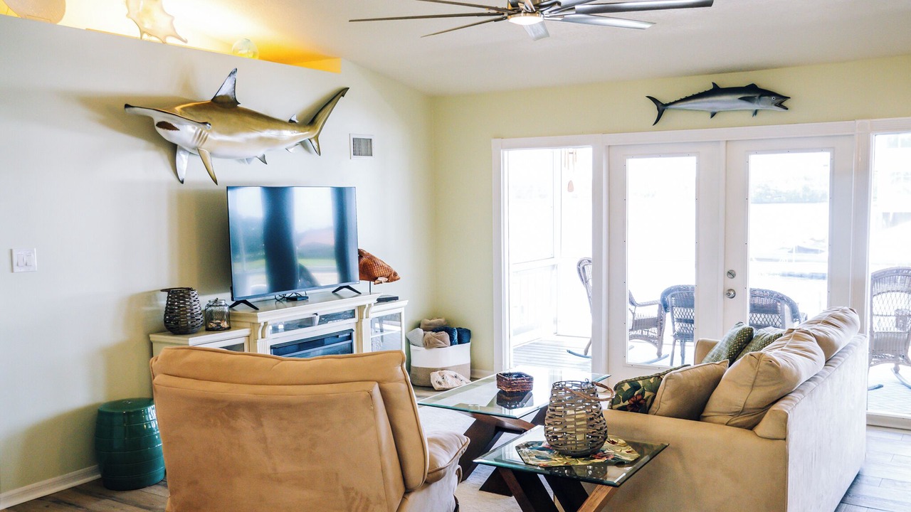 Photo of Livingroom in Crystal Shores