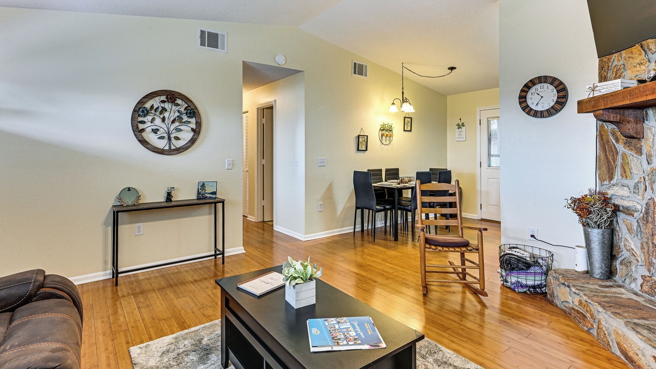 Photo of Livingroom in Auburndale