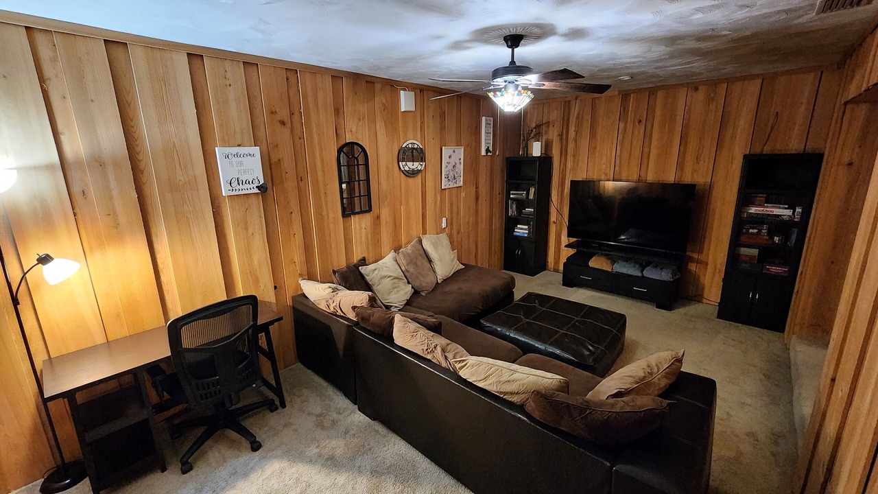 Photo of Livingroom in Leesburg