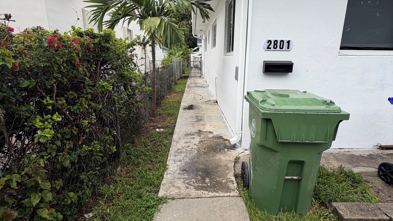 Photo of Outdoor in Coral Way