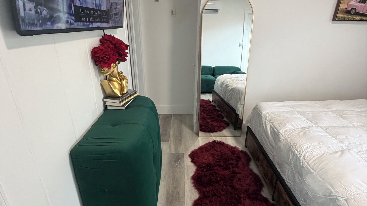 Photo of Bedroom in Coral Way