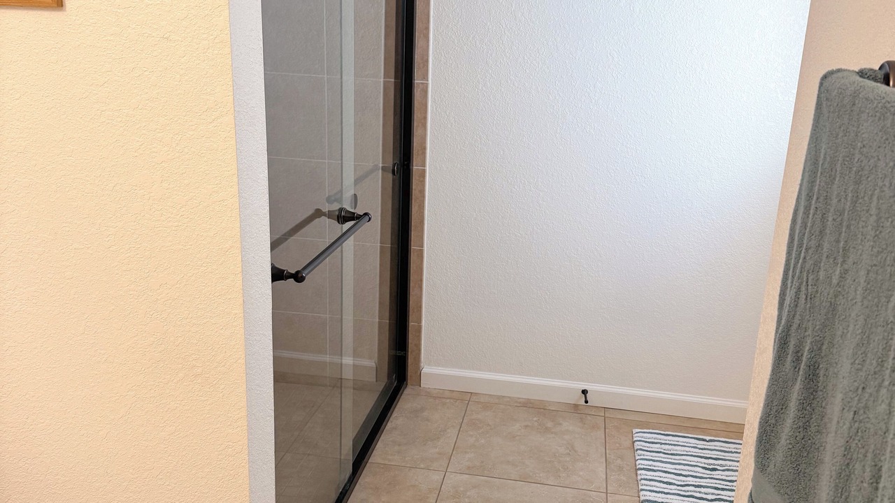 Photo of Bathroom in Edgewater
