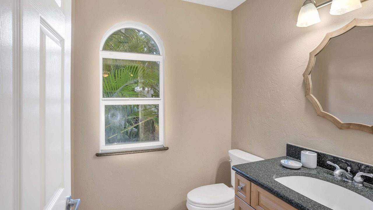 Photo of Bathroom in Sorrento Shores