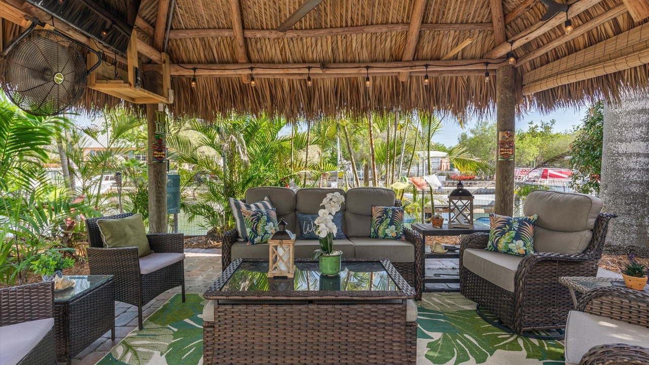 Photo of Patio Balcony in Pine Channel Estates