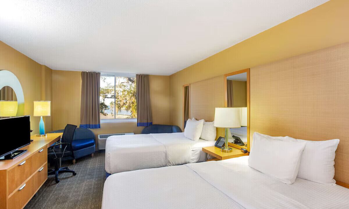 Photo of Bedroom in Newtown