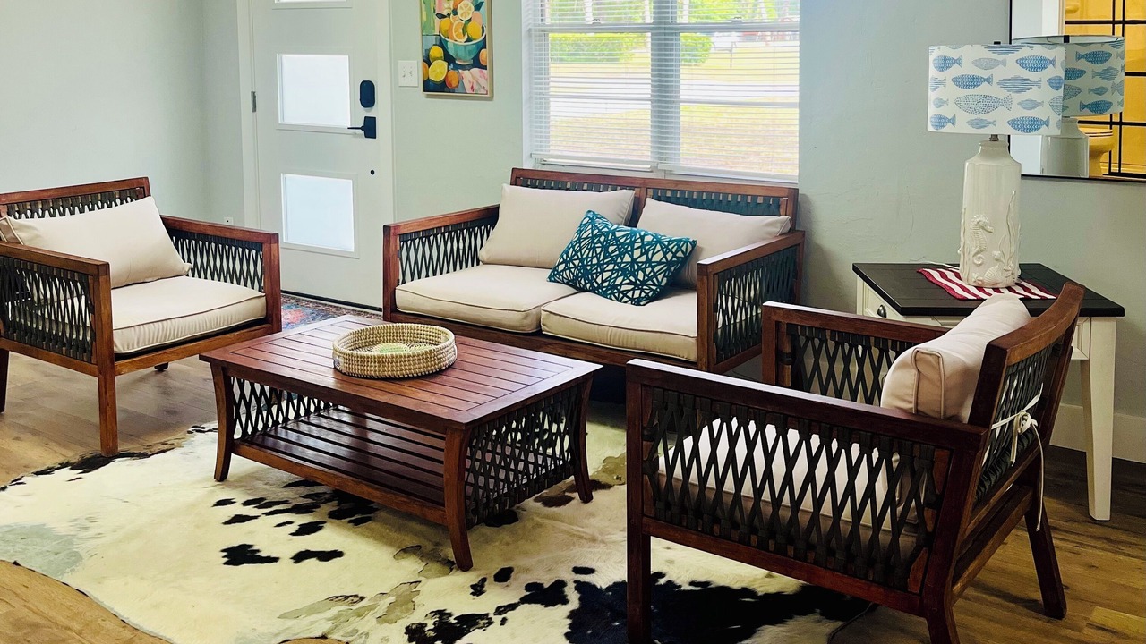 Photo of Livingroom in Chiefland