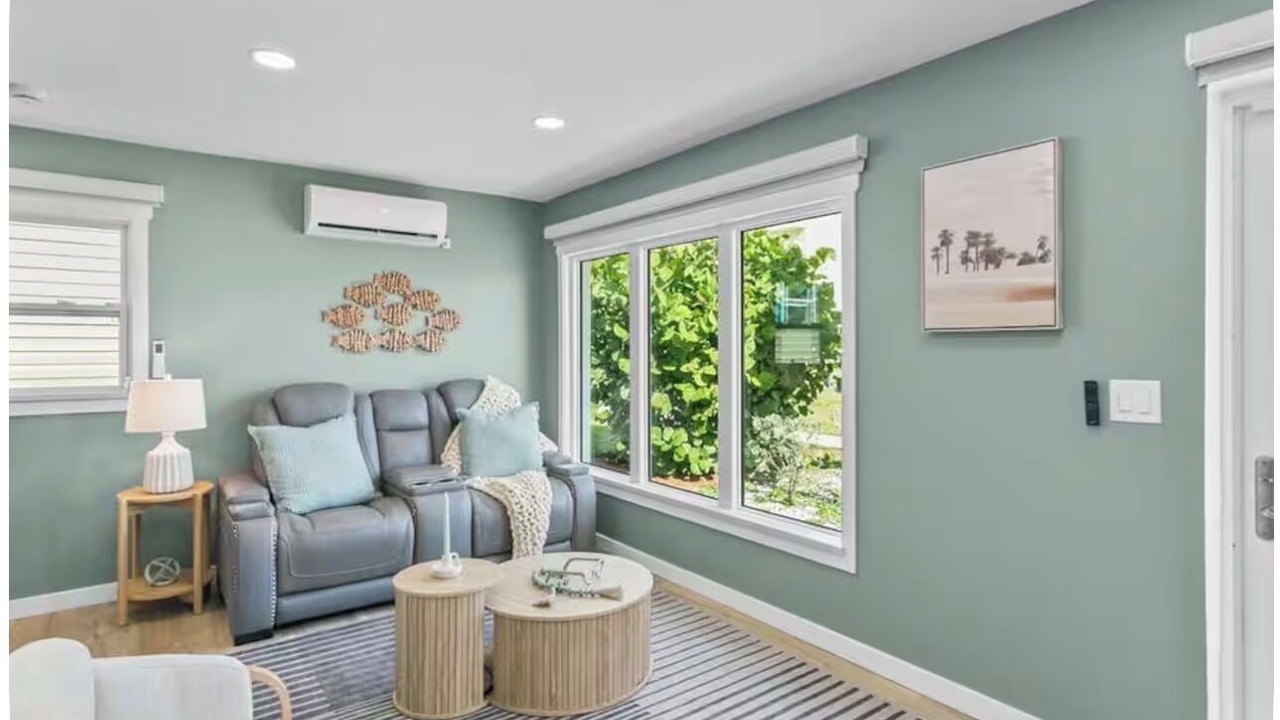 Photo of Livingroom in Cocoa Beach