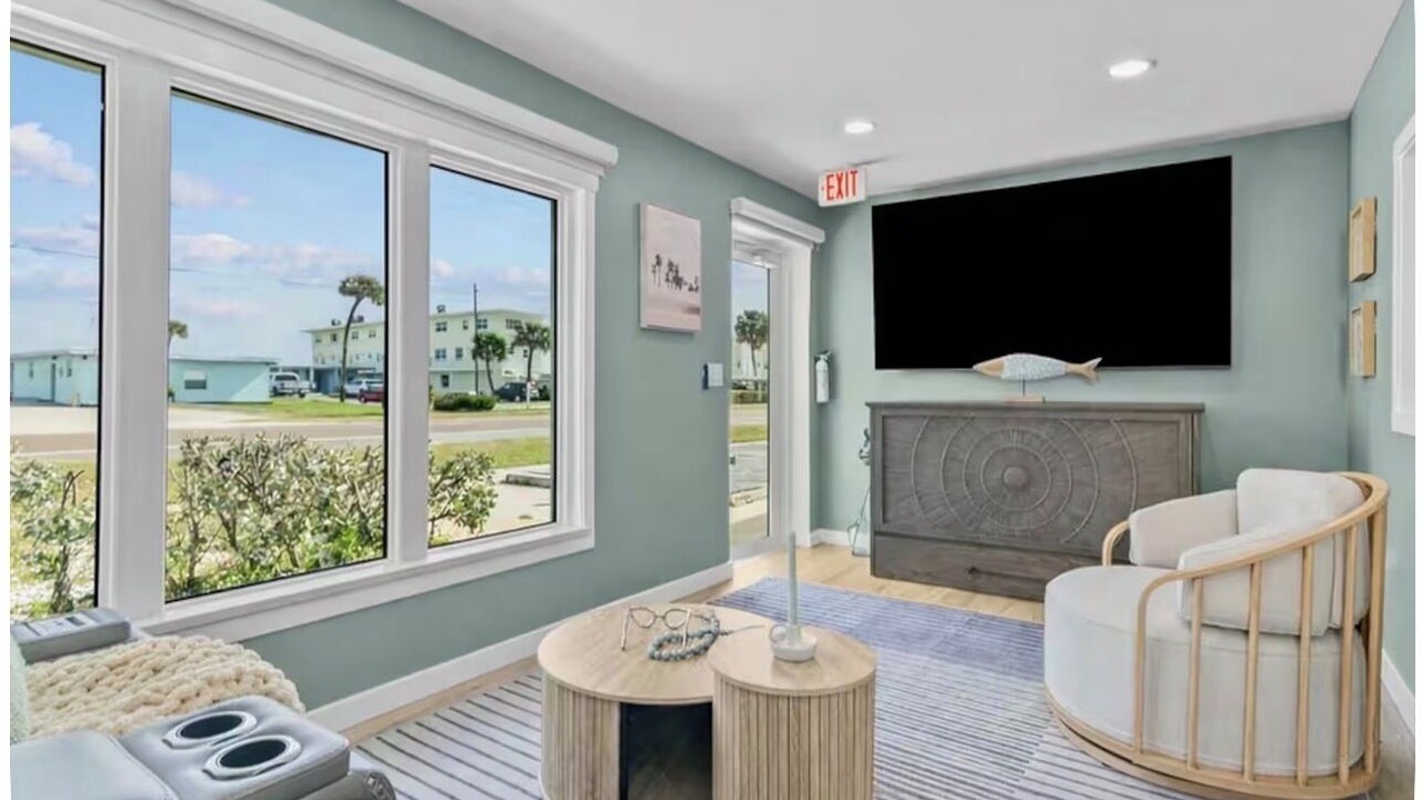 Photo of Livingroom in Cocoa Beach