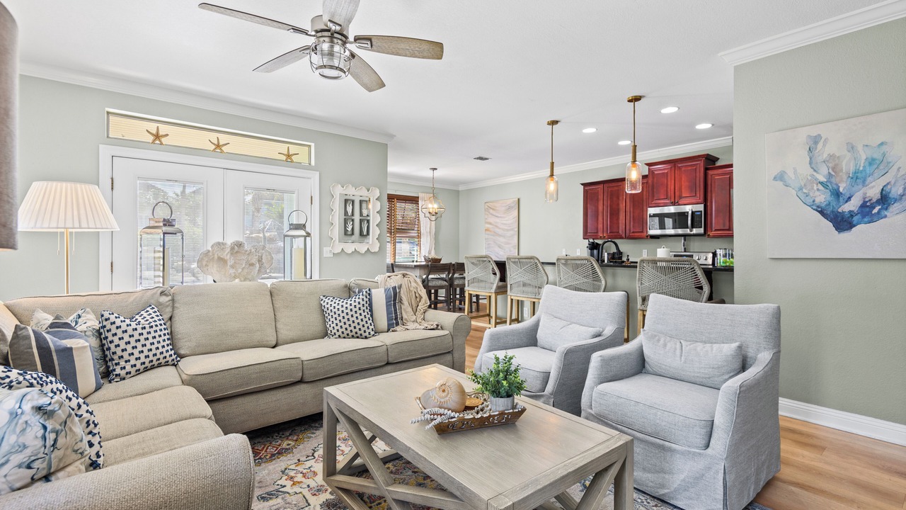 Photo of Livingroom in Villages of Crystal Beach