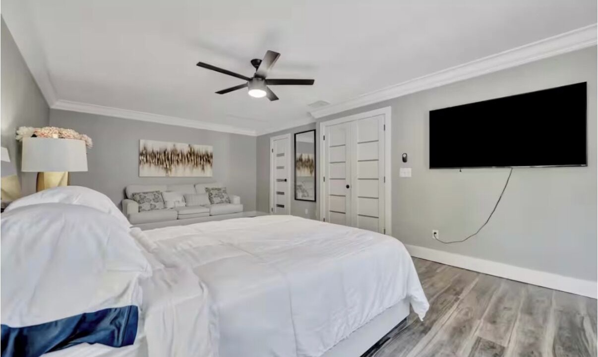 Photo of Bedroom in North Forest Hills