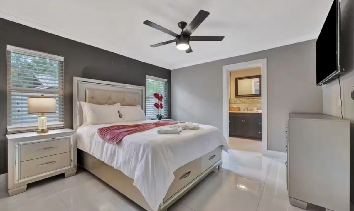 Photo of Bedroom in North Forest Hills