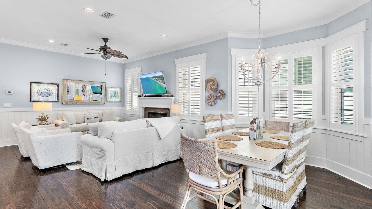 Photo of Livingroom in Santa Rosa Beach