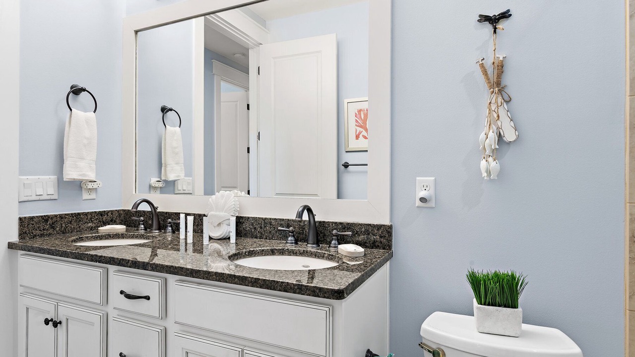 Photo of Bathroom in Santa Rosa Beach