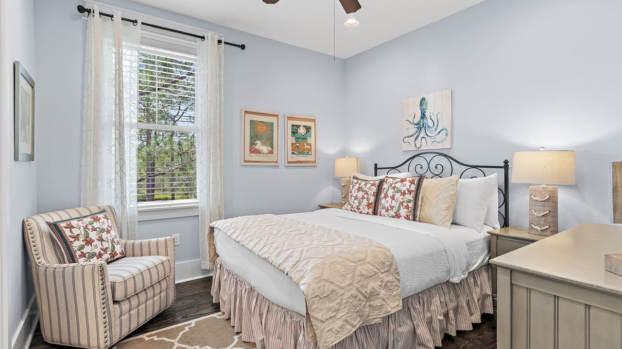 Photo of Bedroom in Santa Rosa Beach