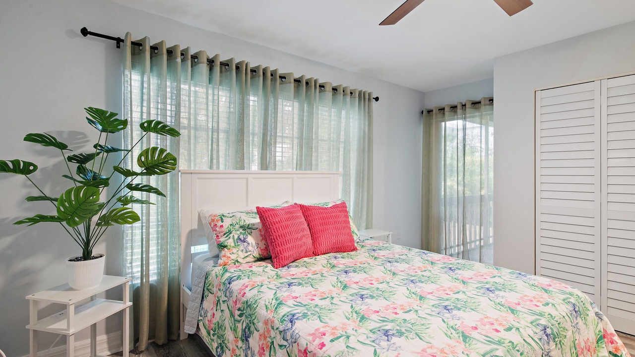 Photo of Bedroom in Cherokee Park