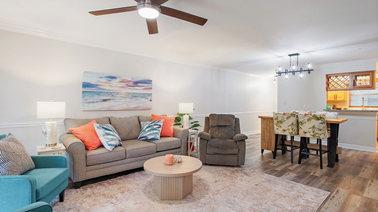 Photo of Livingroom in Cherokee Park