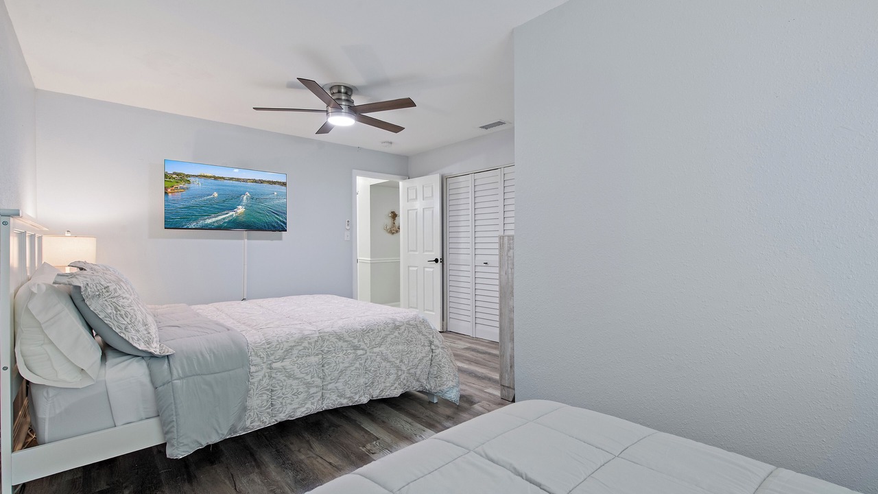 Photo of Bedroom in Cherokee Park
