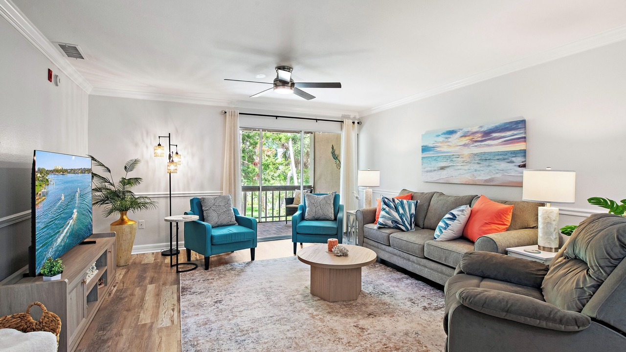 Photo of Livingroom in Cherokee Park