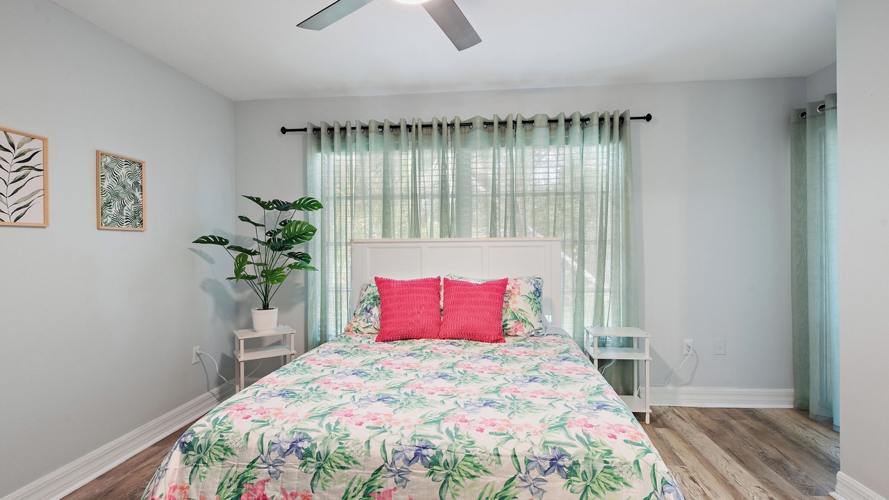 Photo of Bedroom in Cherokee Park