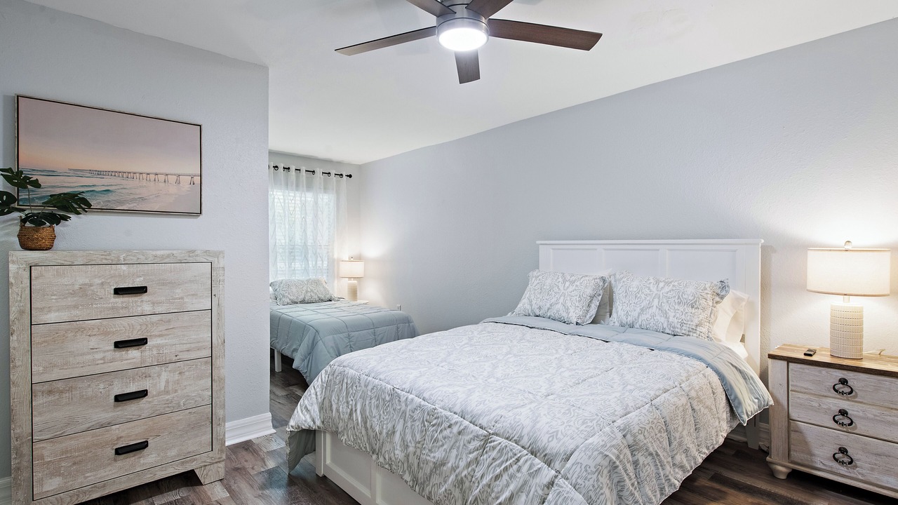 Photo of Bedroom in Cherokee Park