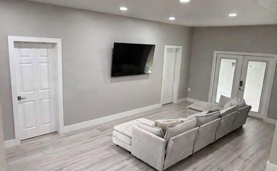 Photo of Livingroom in Wesley Chapel