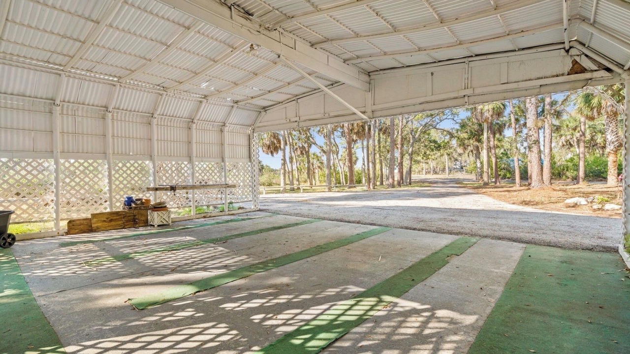 Photo of Outdoor in Spring Hill