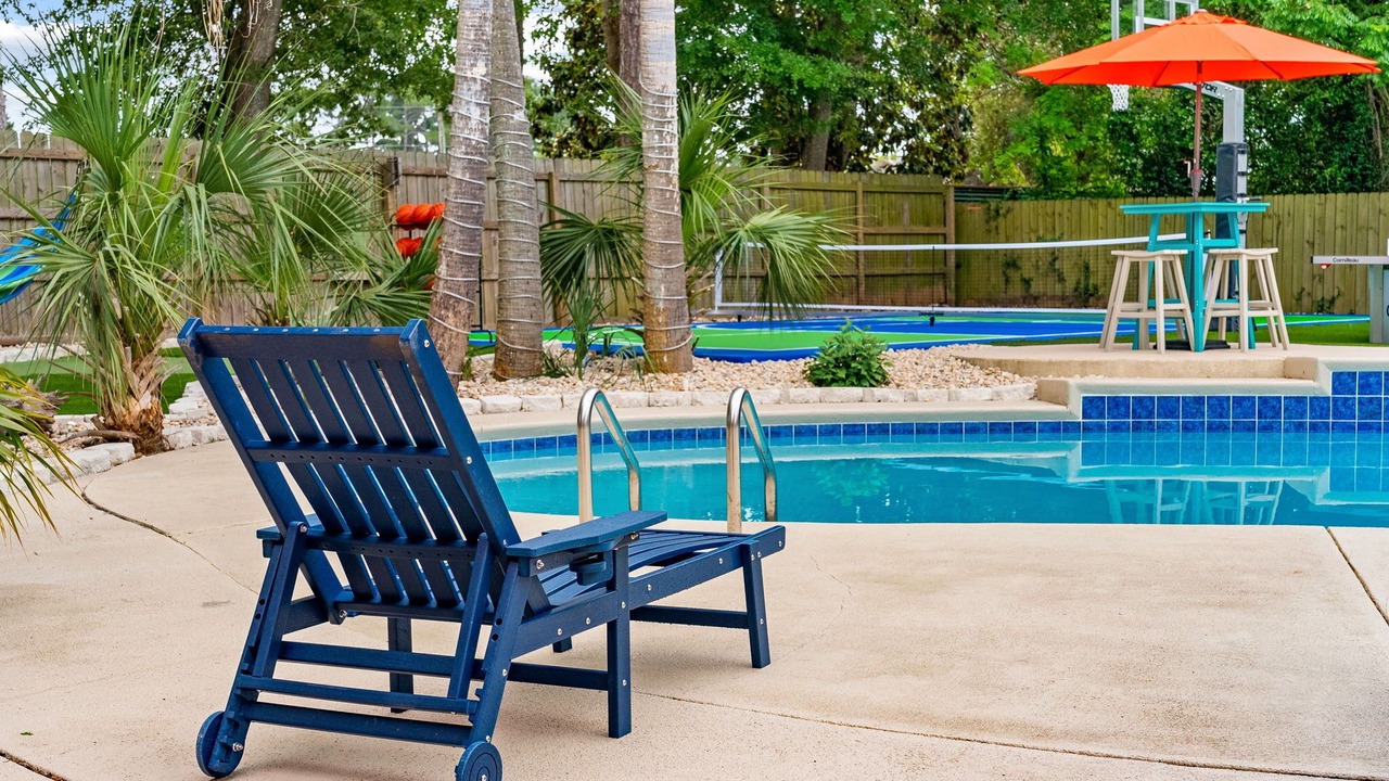 Photo of Outdoor in Thomas Drive