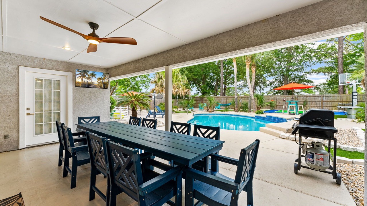 Photo of Outdoor in Thomas Drive