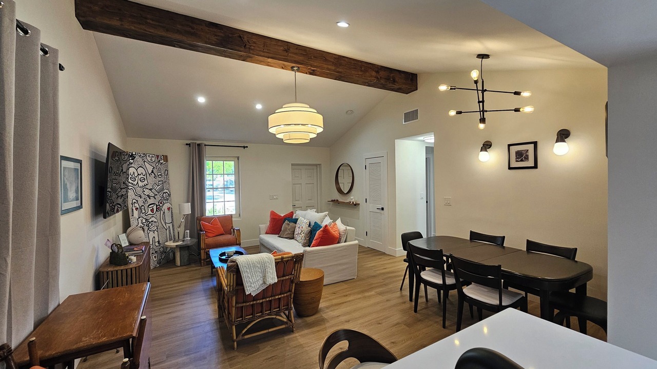 Photo of Livingroom in Old Northwood