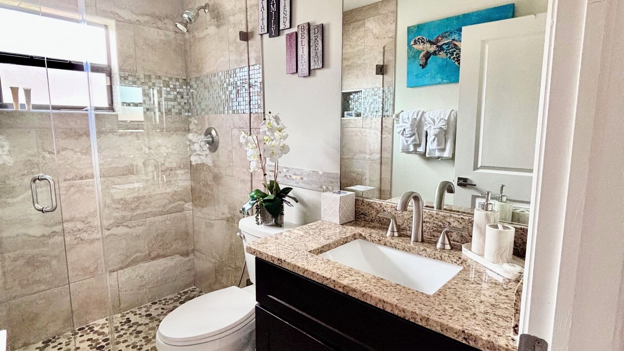Photo of Bathroom in Sunshine