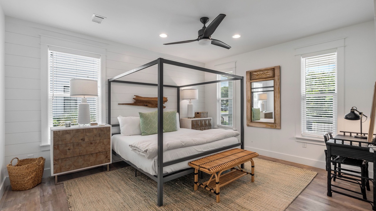 Photo of Bedroom in Seacrest