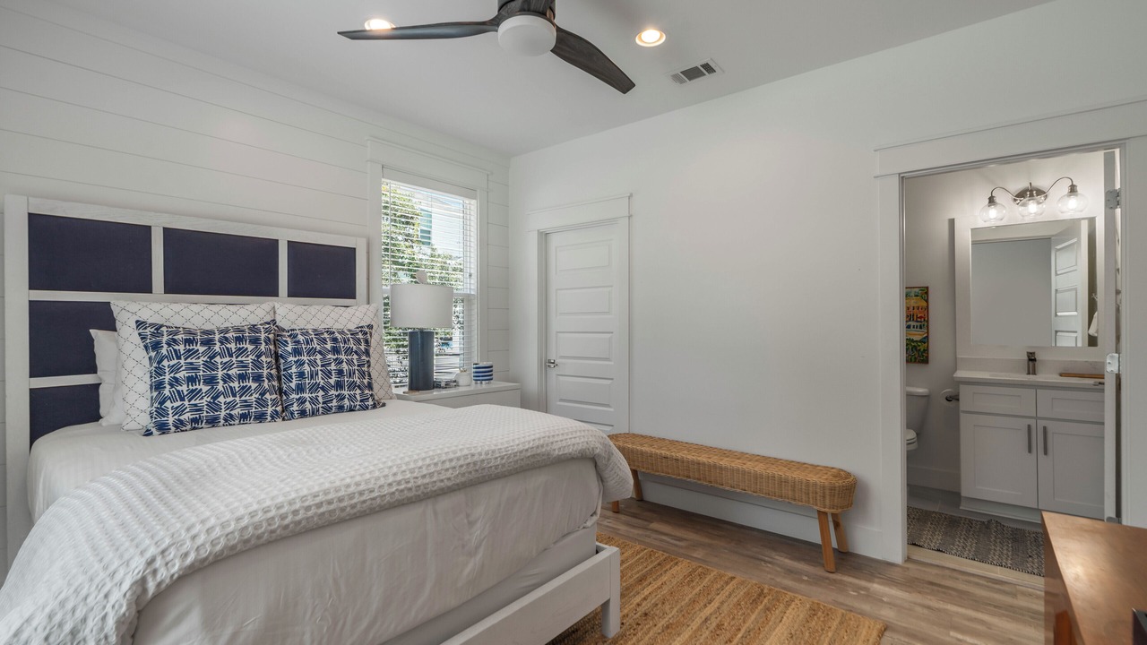 Photo of Bedroom in Seacrest