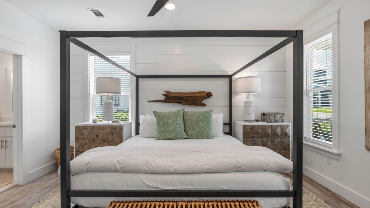 Photo of Bedroom in Seacrest