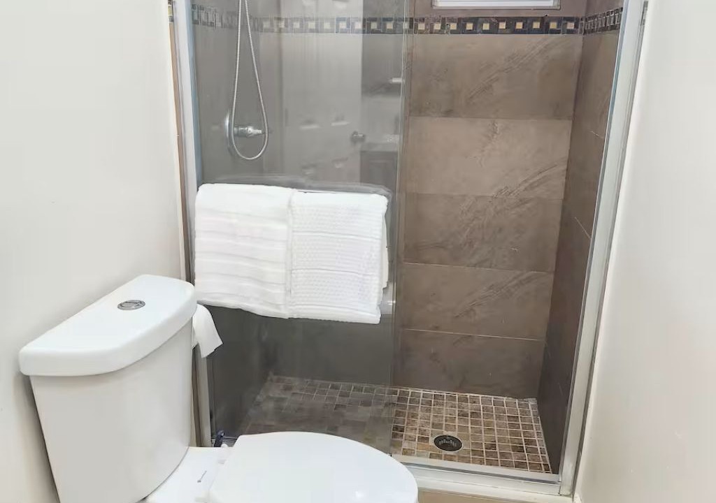 Photo of Bathroom in Sunrise