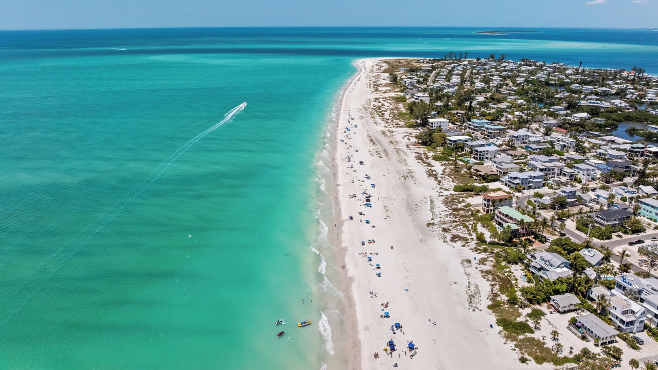 Photo of Others in Anna Maria